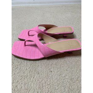 Marc Fisher Size 6M Women's Square Toe Heeled Flip-Flop Sandals Pink
